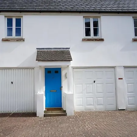 The Coach House Near Swanpool, Falmouth, Cornwall. Holiday home