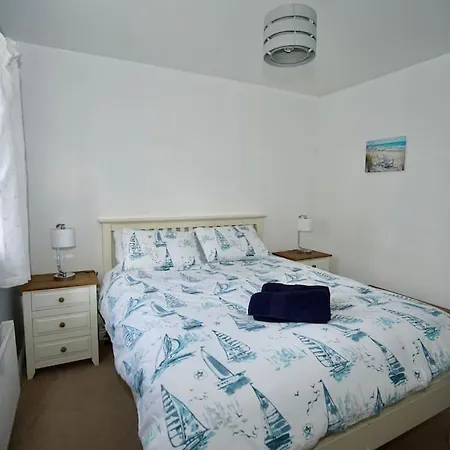 The Coach House Near Swanpool, Falmouth, Cornwall. Holiday home *